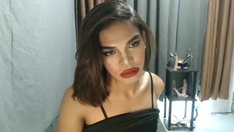 neomi online show from April 28, 2:55 pm