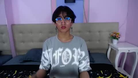 NeonAdonis online show from October 21, 11:44 am