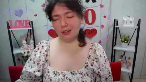 NeonilaLisova online show from October 16, 5:52 am