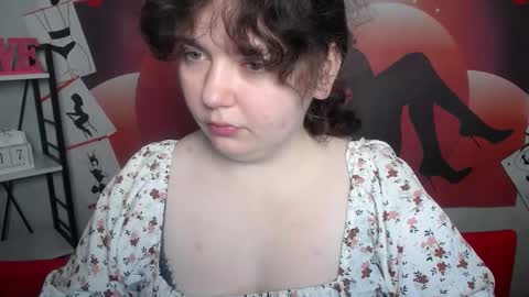 NeonilaLisova online show from November 21, 6:12 am