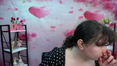 NeonilaLisova online show from April 26, 5:16 am