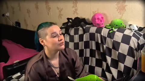 Snapshot of neonnectar_ chatting on November 30, 5:06 pm Ada online show from November 30, 5:06 pm