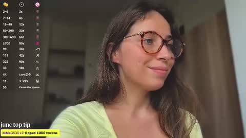 Snapshot of neonquack chatting on June 26, 10:30 am Riley online show from June 26, 10:30 am