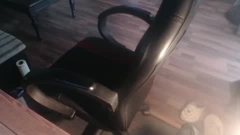 Snapshot of neptun1965 chatting on January 3, 8:43 am neptun1965 online show from January 3, 8:43 am