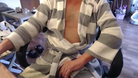 Snapshot of neptun1965 chatting on February 27, 7:30 am neptun1965 online show from February 27, 7:30 am