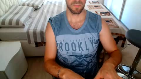 Snapshot of nerchia_89 chatting on May 29, 12:25 pm Nerchia89 online show from May 29, 12:25 pm