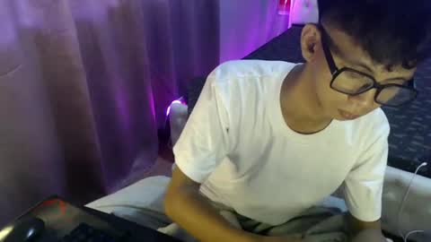Snapshot of nerdy_nate chatting on July 6, 11:51 pm Ethan online show from July 6, 11:51 pm