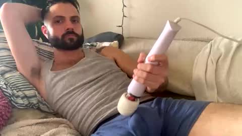 Snapshot of nerdynutst chatting on December 16, 3:50 pm nutsteraj online show from December 16, 3:50 pm