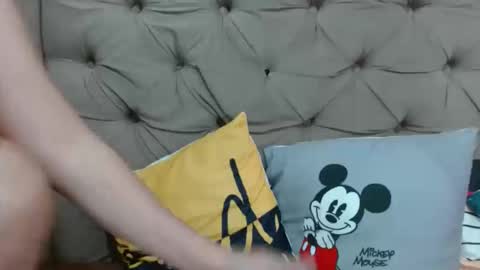 Snapshot of nerdypinaypie chatting on December 17, 2:28 am nerdypinaypie online show from December 17, 2:28 am