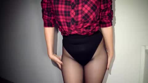 Crystal New online show from December 4, 7:39 am