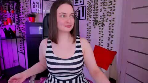 Snapshot of nero_asta chatting on July 10, 10:40 am nero_asta online show from July 10, 10:40 am