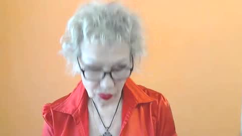 Snapshot of nessyjenixs chatting on May 21, 8:10 am NessyJenixs online show from May 21, 8:10 am