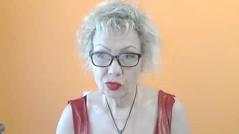 Snapshot of nessyjenixs chatting on May 27, 7:16 am NessyJenixs online show from May 27, 7:16 am