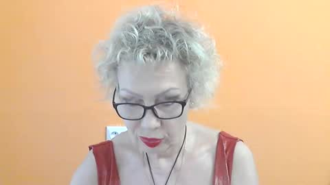 Snapshot of nessyjenixs chatting on May 29, 1:53 pm NessyJenixs online show from May 29, 1:53 pm