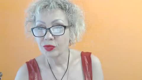 Snapshot of nessyjenixs chatting on June 11, 1:42 pm NessyJenixs online show from June 11, 1:42 pm