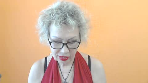 Snapshot of nessyjenixs chatting on June 17, 7:11 am NessyJenixs online show from June 17, 7:11 am