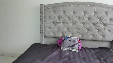 nesuko_kamado online show from November 22, 4:17 pm