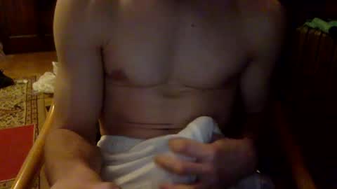 Snapshot of nevermind298079 chatting on February 8, 12:17 am nevermind298079 online show from February 8, 12:17 am