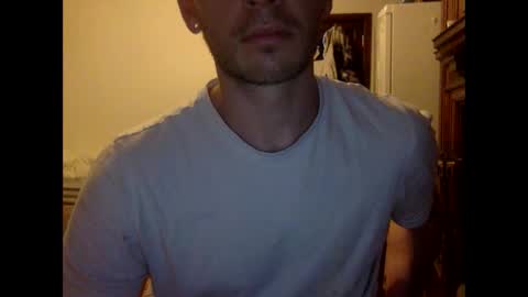 Snapshot of nevermind298079 chatting on February 20, 8:36 pm nevermind298079 online show from February 20, 8:36 pm