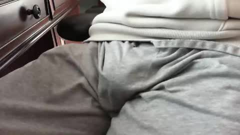 Snapshot of nevrsaynevr2000 chatting on September 16, 12:28 pm nevrsaynevr2000 online show from September 16, 12:28 pm