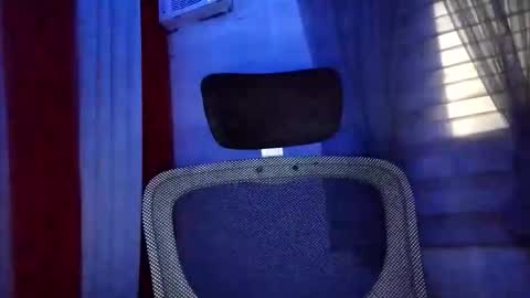 Snapshot of new_jasmine_here chatting on February 13, 9:05 am Jazz online show from February 13, 9:05 am