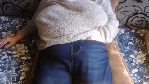 Lilly  online show from November 19, 10:37 am