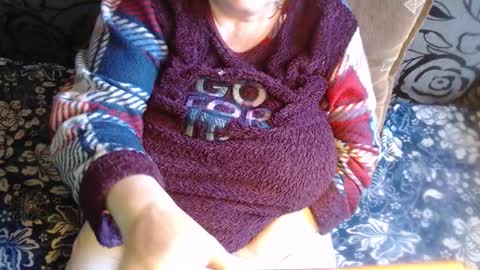 Lilly  online show from December 19, 12:01 pm