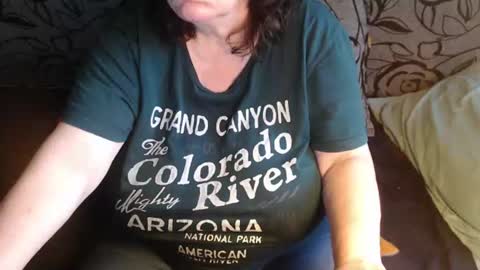 Lilly  online show from June 11, 2:53 am