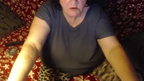 Snapshot of new_milf chatting on July 22, 12:02 am Lilly online show from July 22, 12:02 am