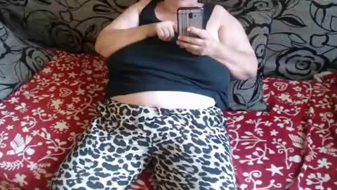 Snapshot of new_milf chatting on July 30, 4:22 am Lilly online show from July 30, 4:22 am