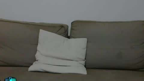 simi online show from February 15, 7:06 pm