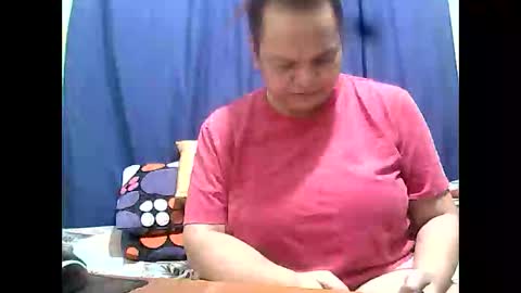 Snapshot of new_taboo_fetishqueen chatting on June 7, 2:05 am mariapaula online show from June 7, 2:05 am