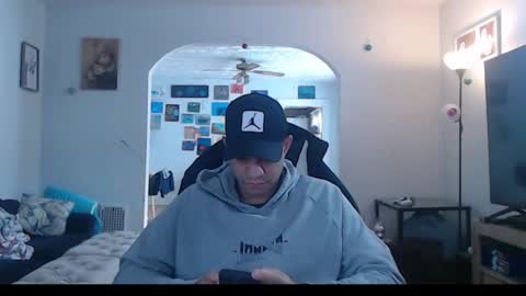 Jordan   online show from December 14, 3:50 pm