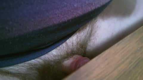 Snapshot of newc09 chatting on December 4, 1:20 pm newc09 online show from December 4, 1:20 pm