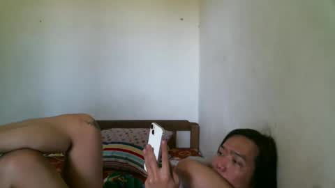 Snapshot of newest_star69 chatting on January 24, 3:43 am Lucy Pearl online show from January 24, 3:43 am