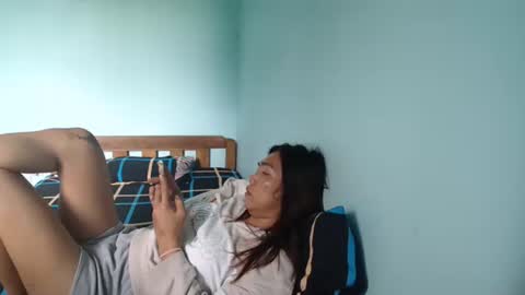 Snapshot of newest_star69 chatting on September 24, 2:15 am Lucy Pearl online show from September 24, 2:15 am