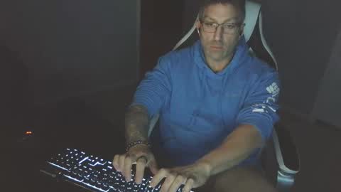 newevo online show from November 27, 12:24 am