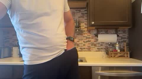 Snapshot of newguy_097 chatting on March 10, 11:10 pm newguy_097 online show from March 10, 11:10 pm