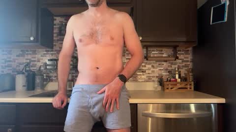 Snapshot of newguy_097 chatting on March 21, 2:20 pm newguy_097 online show from March 21, 2:20 pm