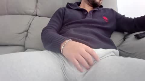 Snapshot of newhotguy92 chatting on March 7, 12:02 pm Joh online show from March 7, 12:02 pm
