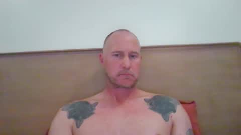 amandandhisgirl online show from March 25, 1:44 am