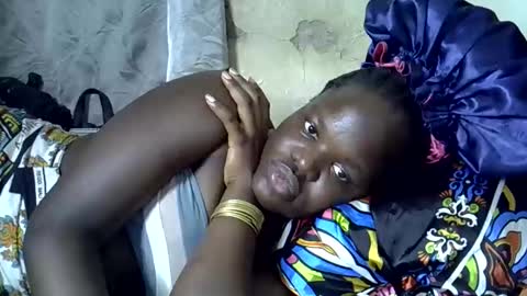 ryena and pam online show from December 11, 4:31 pm