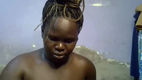 ryena and pam online show from April 25, 7:44 am