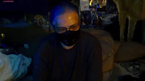 Snapshot of newstylebc chatting on December 3, 2:14 am cristian online show from December 3, 2:14 am