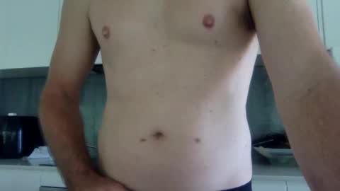 Snapshot of newysub75 chatting on February 17, 12:43 am newysub75 online show from February 17, 12:43 am