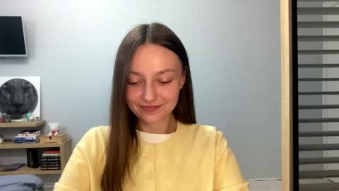 Snapshot of next_fantasy_bb chatting on November 17, 2:12 pm Agne online show from November 17, 2:12 pm