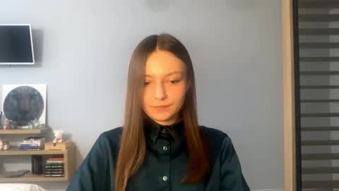 Snapshot of next_fantasy_bb chatting on November 22, 1:10 pm Agne online show from November 22, 1:10 pm