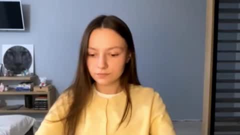 Snapshot of next_fantasy_bb chatting on November 25, 2:06 pm Agne online show from November 25, 2:06 pm