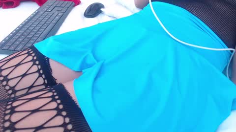 Snapshot of nextdoor_fantasy chatting on December 23, 6:11 am nextdoor_fantasy online show from December 23, 6:11 am