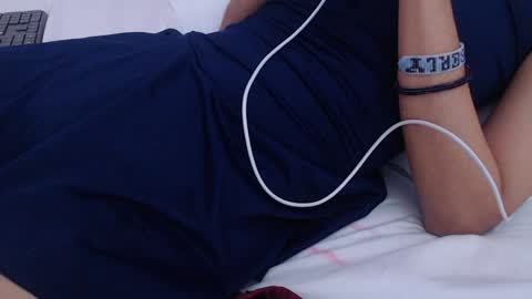 Snapshot of nextdoor_fantasy chatting on December 27, 10:01 am nextdoor_fantasy online show from December 27, 10:01 am